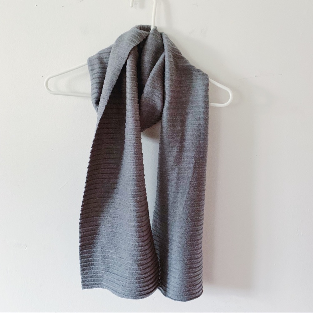 Coldwater Creek Gray Crepe Textured Scarf